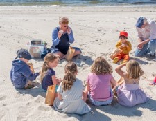 Preschool-Explorers-Red-River-Beach-21-June-2022-Gerry-Beetham_13